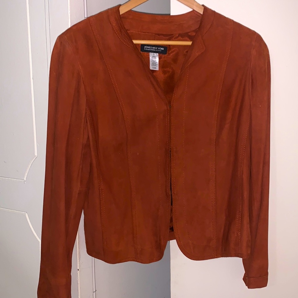 Jones New York suede jacket ./ Petite